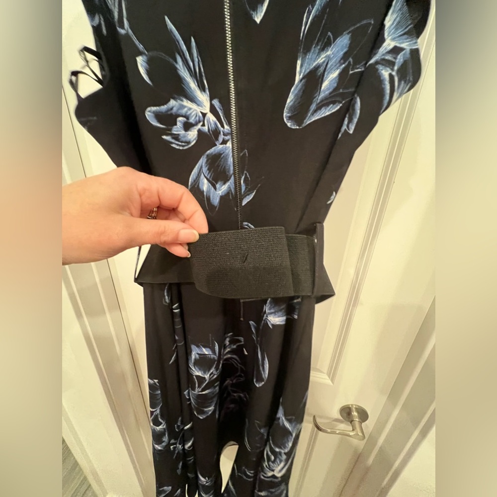 NWT, belt still factory tacked dress! - Picture 4 of 8